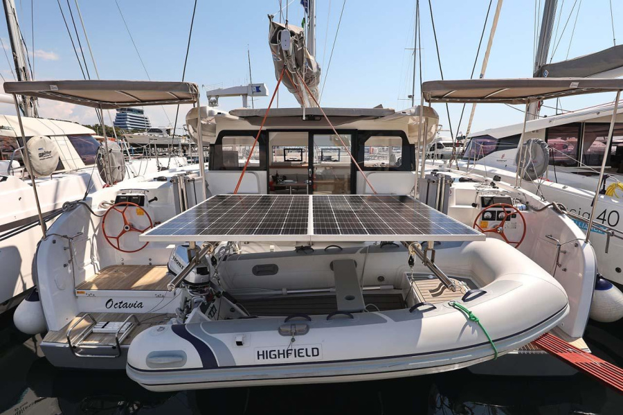 Photo #1 - Excess 11 - 3 + 2 cab (Octavia) in Marina Polesana - 35332