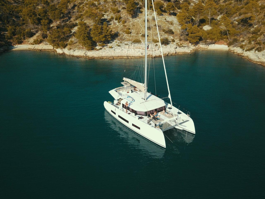 Photo #1 - Dufour 48 Catamaran - 5 + 1 cab. (Seaven) in Marina - 35403