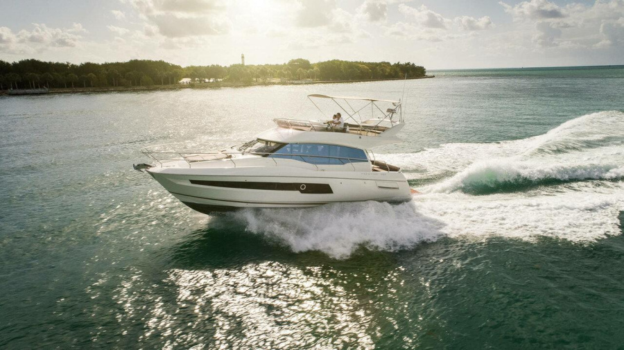 Photo #1 - Prestige 460 Fly (Prestige 460) en ACI Marina - 35444