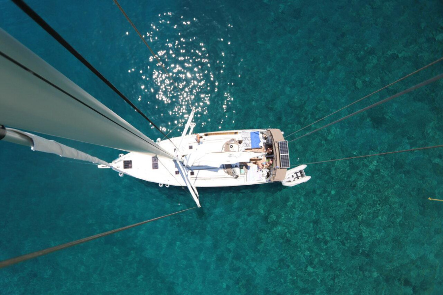 Photo #1 - Sun Odyssey 490 - 5 + 1 cab. (Aqua Fun) in - Olympic Marine - 35550