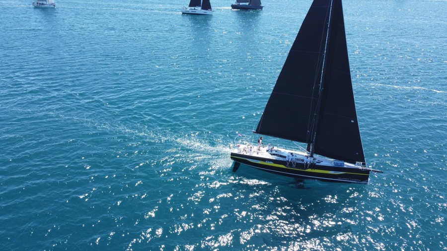 Photo #1 - Elan E6 (Odin) en Marina - 35617