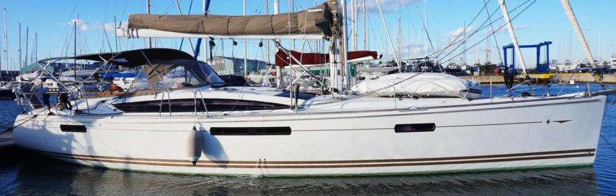 Photo #1 - Jeanneau 53 - 5 + 1 cab. (Christianna 12) in s, Alimos marina - 35791