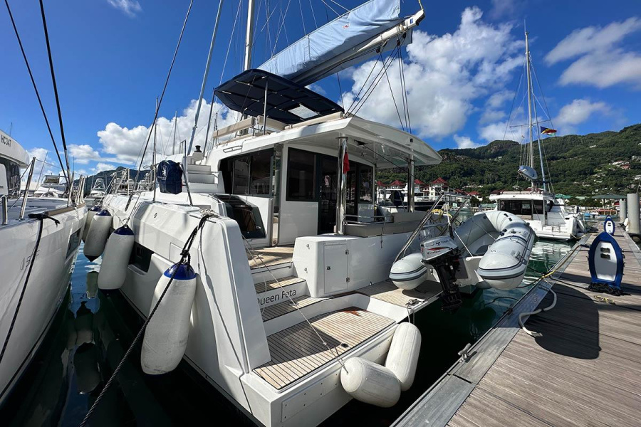 Photo #1 - Bali 4.8 - 6 + 1 cab. (Queen Feta) in Seychelles, Eden Island Marina - 35832
