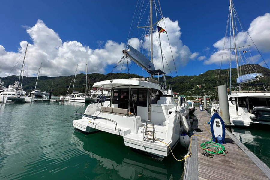 Photo #1 - Bali Catspace (Miro Bot) in Seychelles, Eden Island Marina - 36016