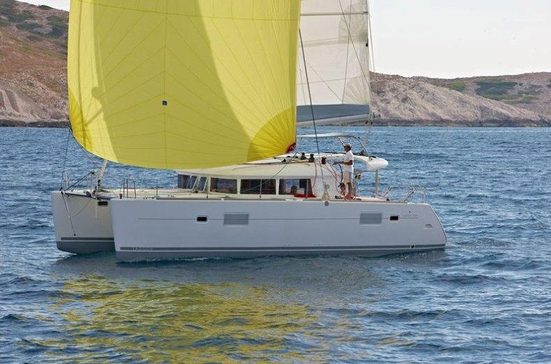 Photo #1 - Lagoon 400 - 4 cab. (Christina) in Athens, Alimos marina - 36122