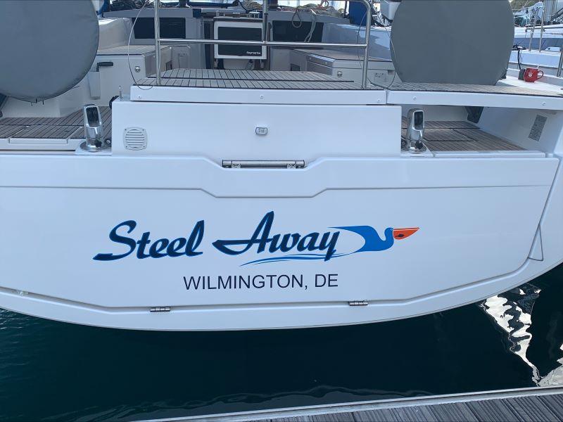 Photo #1 - Dufour 530 - 4 cab. (Steel Away) in Resort & Marina - 36292