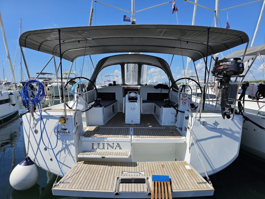 Photo #1 - Sun Odyssey 490 - 5 + 1 cab. (Luna) in Marina Kornati - 36296
