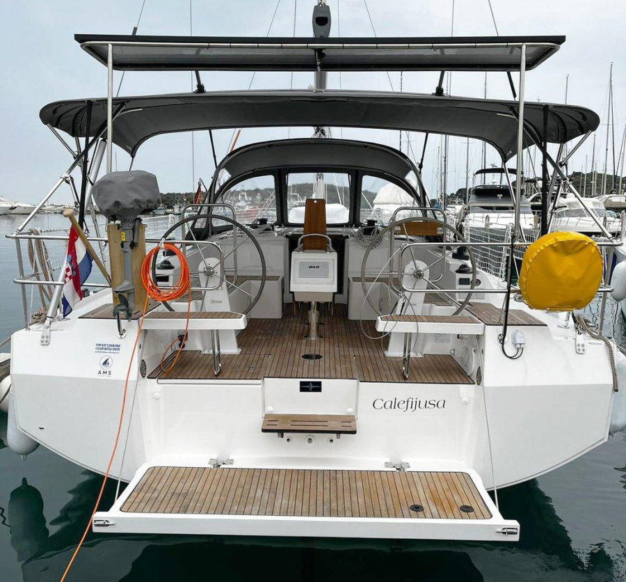 Photo #1 - Bavaria C42 (Calefijusa) en Marina - 36313