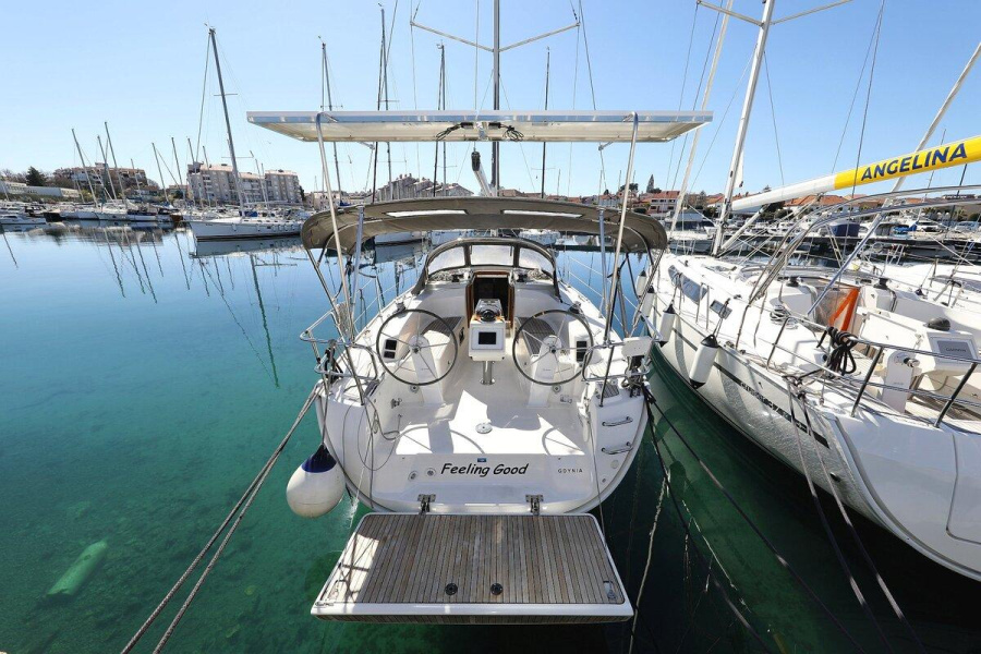 Photo #1 - Bavaria Cruiser 34 (Feeling Good) in Marina - 36345