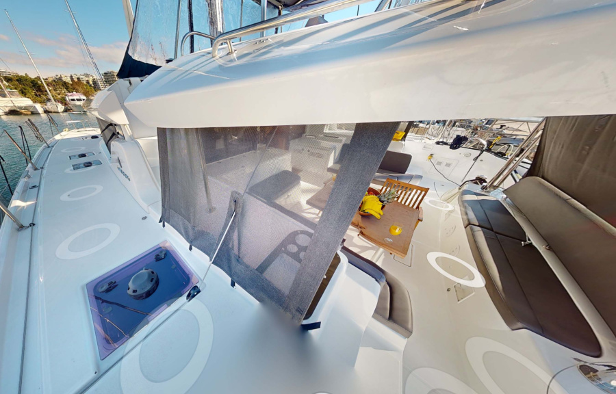 Photo #1 - Lagoon 46 Fly (PRESTIGE) in Athens, Alimos marina - 36377