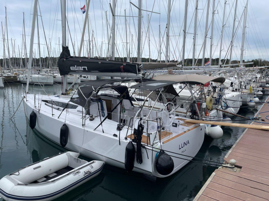 Photo #1 - Elan E4 (Luna) en Marina Tehnomont Veruda - 36434