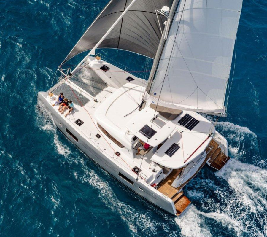 Photo #1 - Lagoon 42 - 4 + 2 cab. (Manaha) in Seychelles - 36602