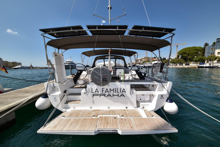 Photo #1 - Dufour 470 - 4 + 1 cab. (La Familia) in Marina Zadar (ex. Tankerkomerc) - 36609