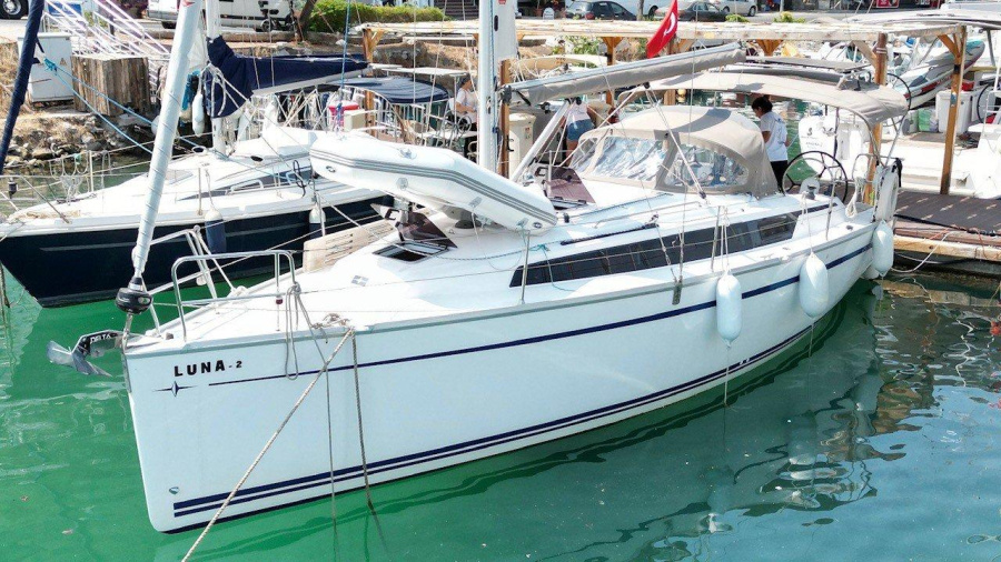 Photo #1 - Bavaria Cruiser 34 - 2 cab. (Luna 2) in Marina Imbat - 36650