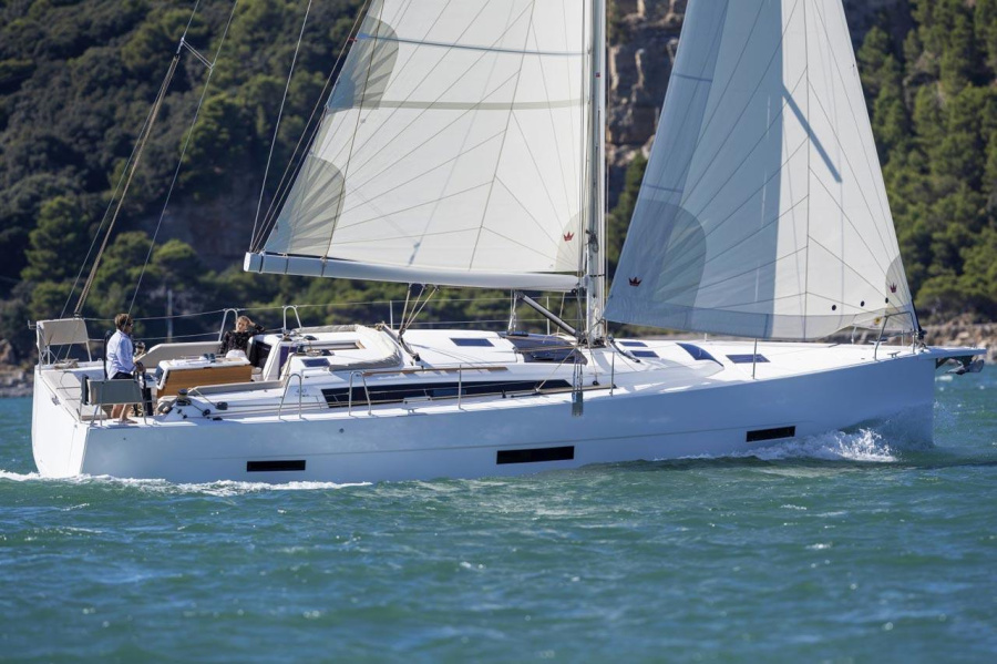Photo #1 - Dufour 430 (Ansomo) in ACI Marina Jezera - 36685