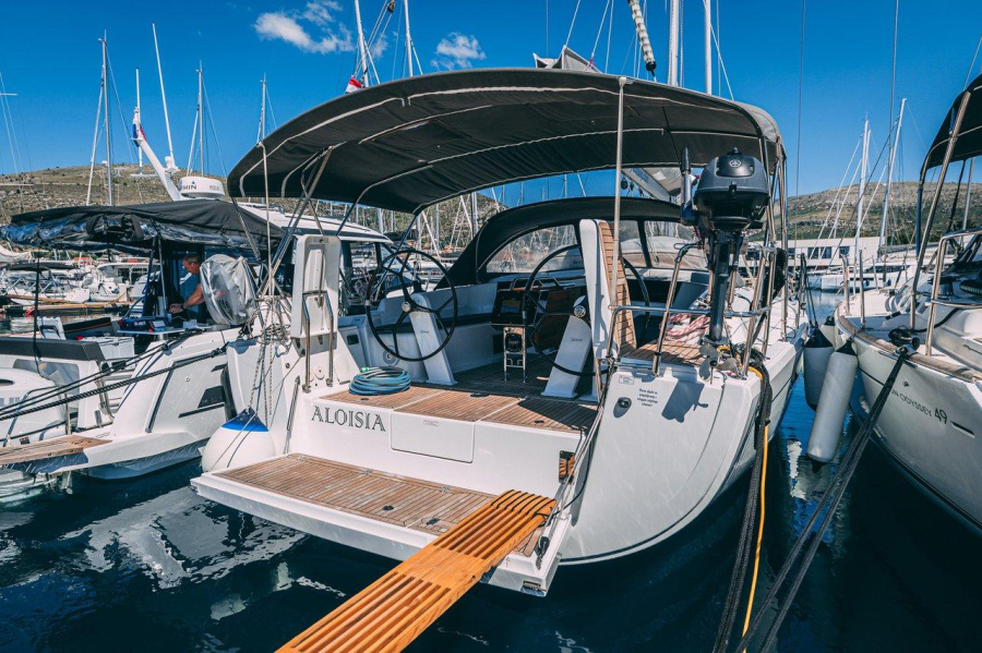 Photo #1 - Hanse 418 - 3 cab. (Aloisia) en Yachtclub Seget (Marina Baotić) - 36731