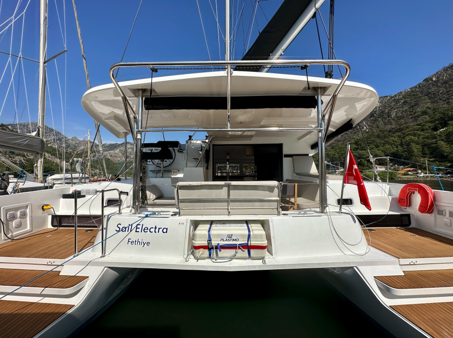 Sail Electra - 2