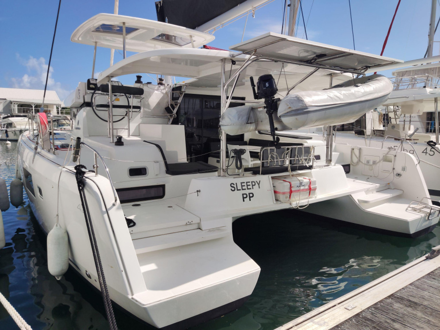 Photo #1 - Lagoon 42 - 4 + 2 cab. (Sleepy) en Guadeloupe, La Marina Bas du Fort - 36796