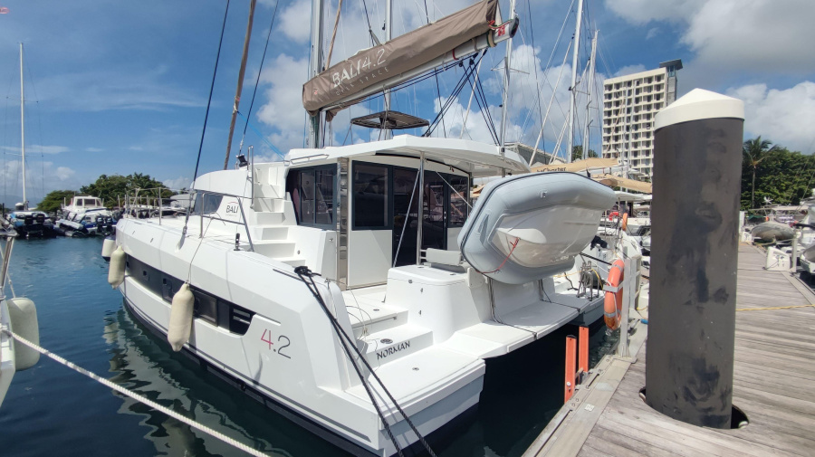 Photo #1 - Bali 4.2 - 4 + 2 cab. (Norman) in Guadeloupe, La Marina Bas du Fort - 36797