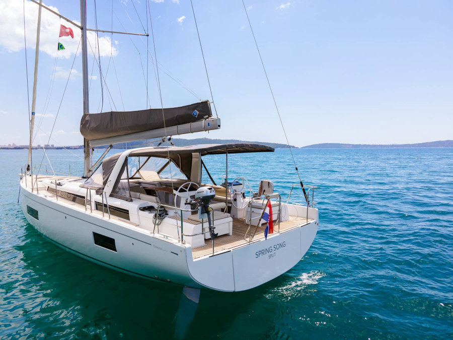 Photo #1 - Oceanis 54 - 3 + 1 cab. (Spring Song) in Marina - 36872