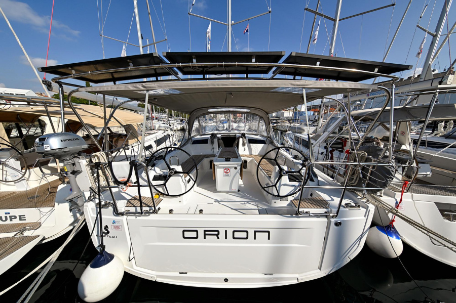 Photo #1 - Oceanis 40.1 - 3 cab. (Orion) in Marina (ex. Tankerkomerc) - 36923