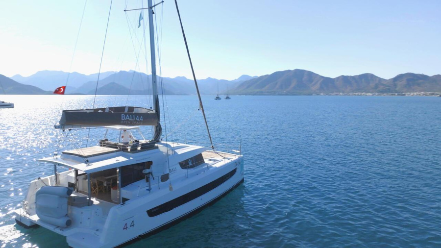 Photo #1 - Bali 4.4 - 4 + 1 cab. (Ediba Libra) in Albatros Marina - 36933
