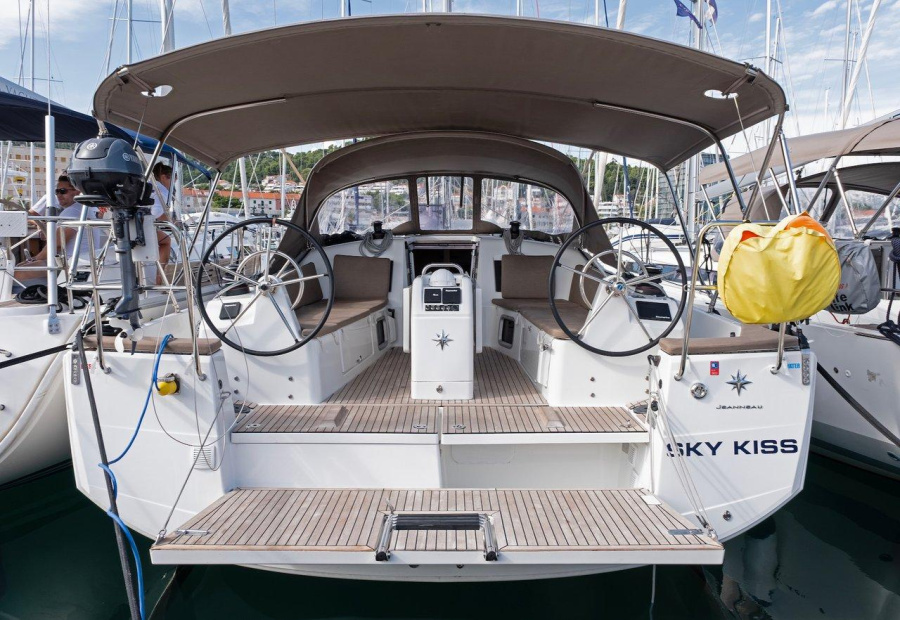 Photo #1 - Sun Odyssey 410 - 3 cab. (Sky Kiss) in ACI Marina - 36948