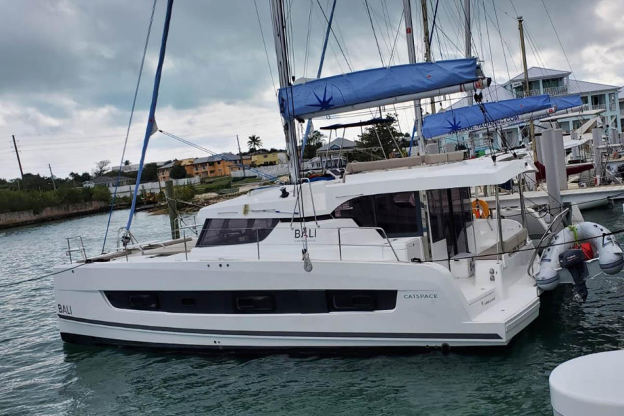 Photo #1 - Bali Catspace OW (Gabrielle Marie) in Conch Inn Marina - 36949