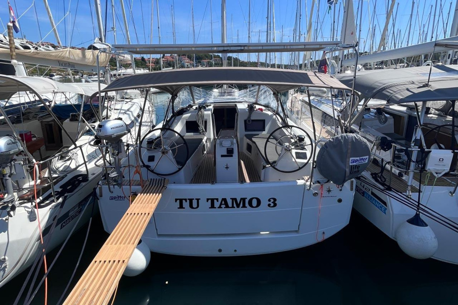 Photo #1 - Sun Odyssey 410 - 3 cab. (Tu Tamo 3) en Marina Tehnomont Veruda - 36964