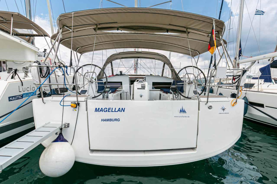 Photo #1 - Sun Odyssey 490 - 5 cab. (Magellan) in Corfu, Gouvia Marina - 37492