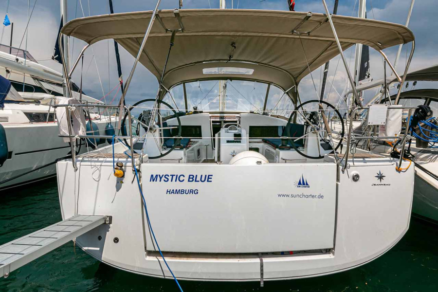 Photo #1 - Sun Odyssey 440 (Mystic Blue) in Gouvia Marina - 37507