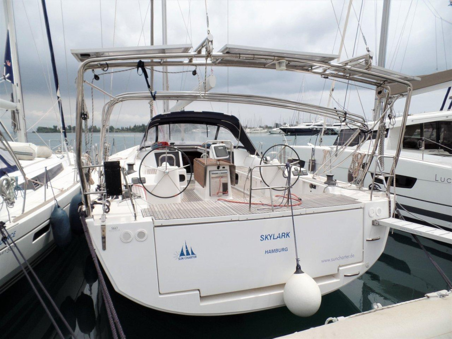 Photo #1 - Dufour 560 GL - 5 + 1 cab. (Skylark) en Corfu, Gouvia Marina - 37529