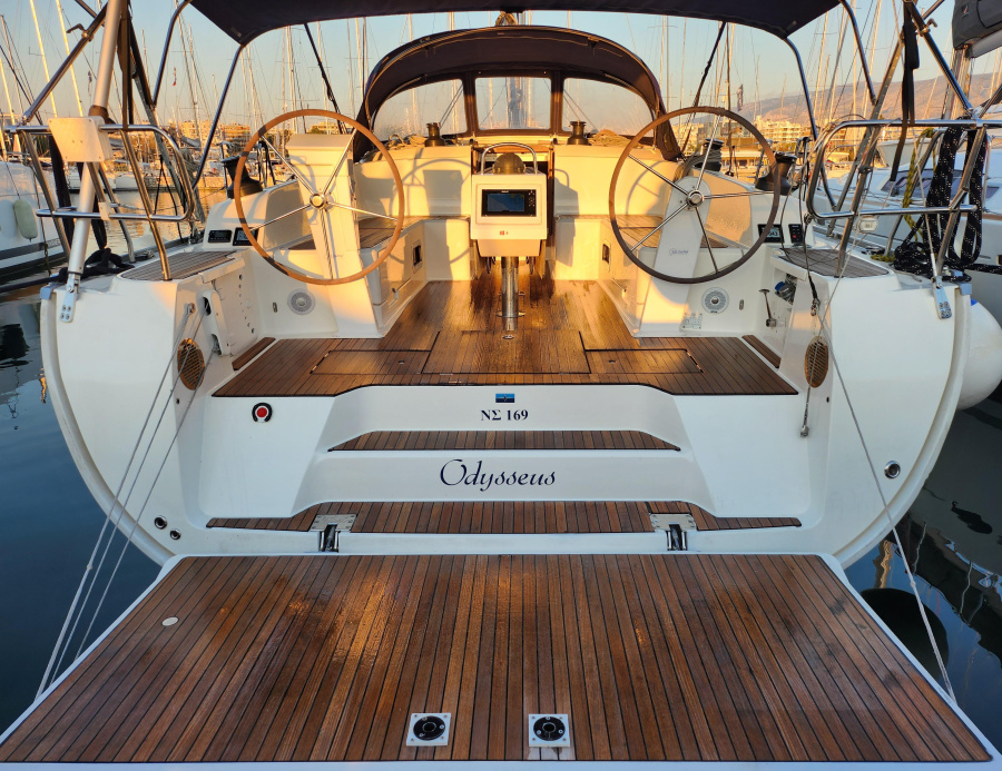 Photo #1 - Bavaria Cruiser 46 - 4 cab. (Odysseus) in s, Alimos marina - 37651