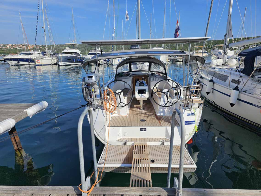 Photo #1 - Bavaria Cruiser 34 - 2 cab. (Suleika) in Marina Punat - 37749