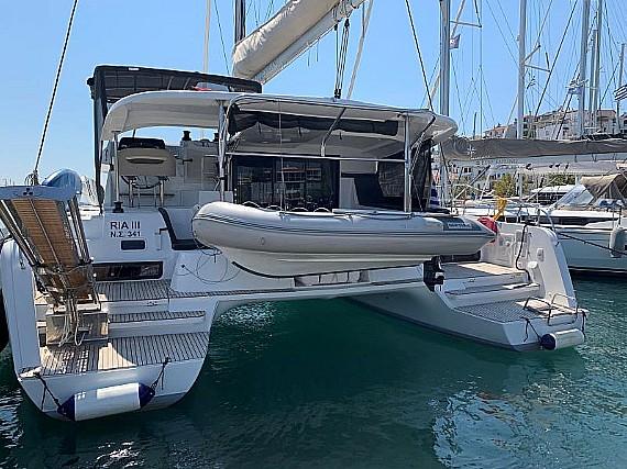 Photo #1 - Lagoon 42 - 4 + 2 cab. (Ria III) en Athens, Alimos marina - 37881