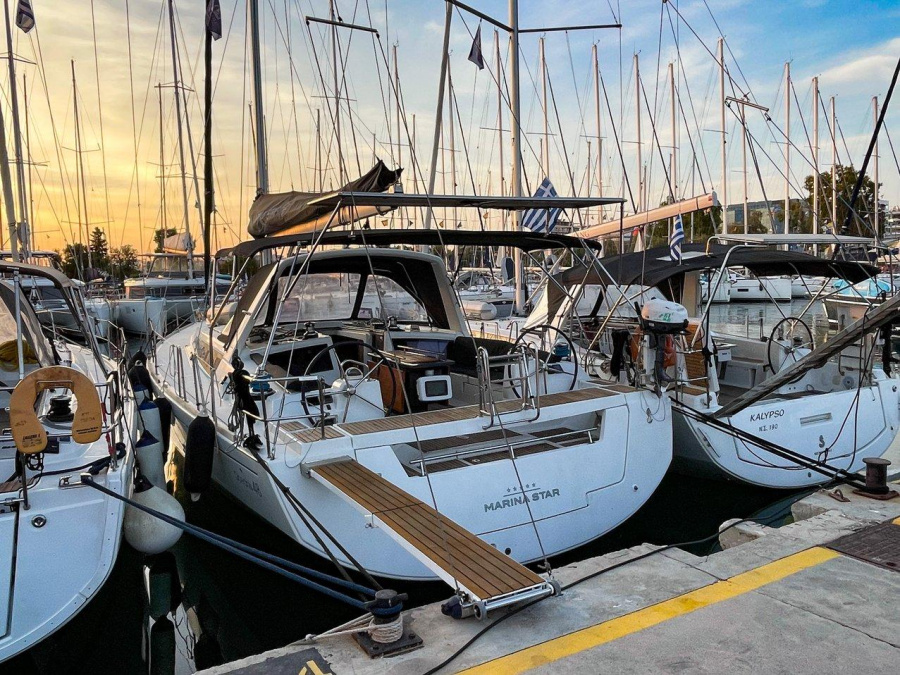 Photo #1 - Oceanis 48 - 5 cab. (Aeolis) en Athens, Alimos marina - 37889
