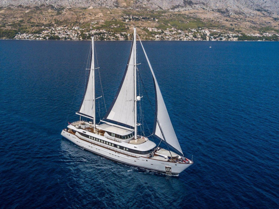 Photo #1 - Omnia (Omnia) en Harbour - 38033