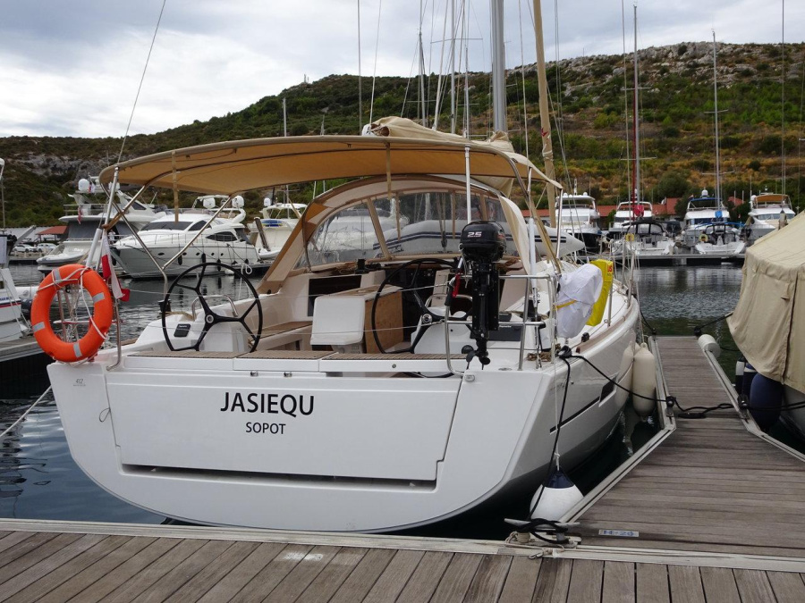 Photo #1 - Dufour 412 GL (Jasieque) in Marina Kremik - 38059