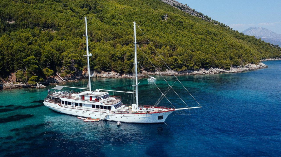 Photo #1 - Corsario (Corsario) in Harbour - 38116