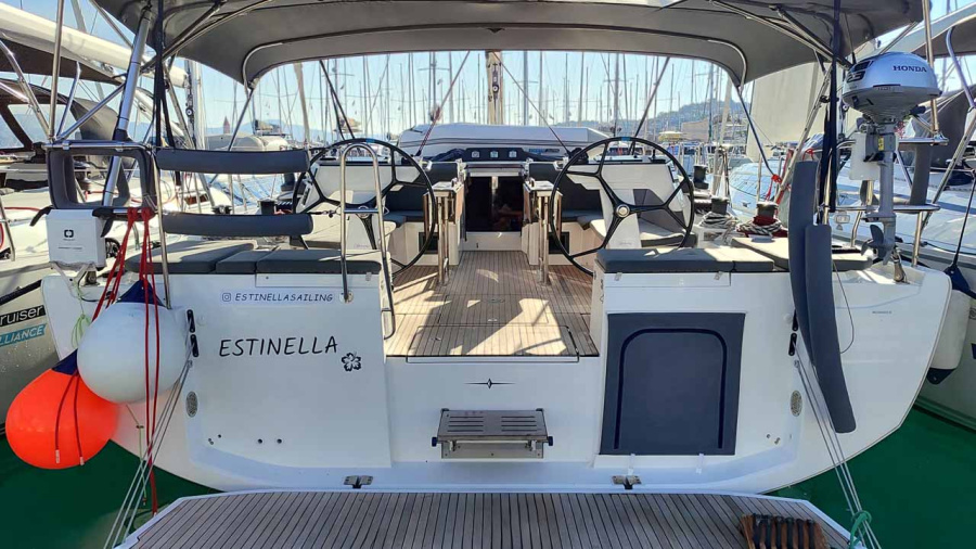 Photo #1 - Bavaria C46 - 4 cab. (Estinella) in Marina (ex.SCT) - 38182