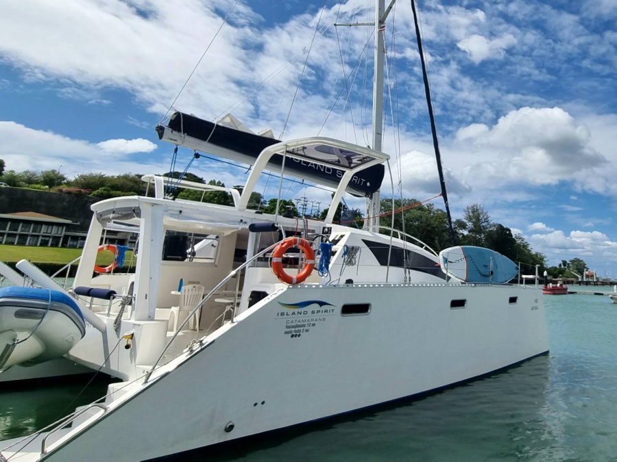 Photo #1 - Island Spirit 410 (Kaya) in Yacht Haven Marina - 38199