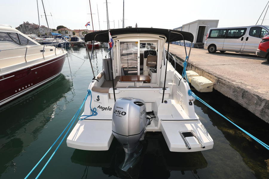 Photo #1 - Antares 8 OB (Angela) en Marina Šangulin - 38354