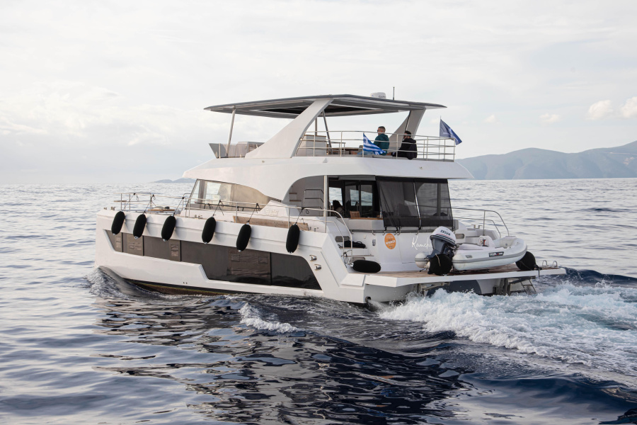 Photo #1 - Aventura 50 - 4 + 1 cab. (Kamchatka) in Alimos marina - 38365