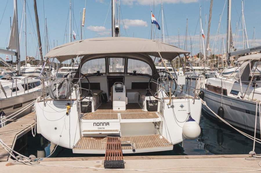 Photo #1 - Sun Odyssey 490 - 5 + 1 cab. (Nonna) in Marina Mandalina - 38376