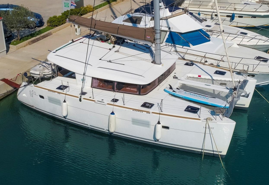 Photo #1 - Lagoon 400 S2 - 4 + 2 cab. (Second Wind) in ACI Marina - 38413