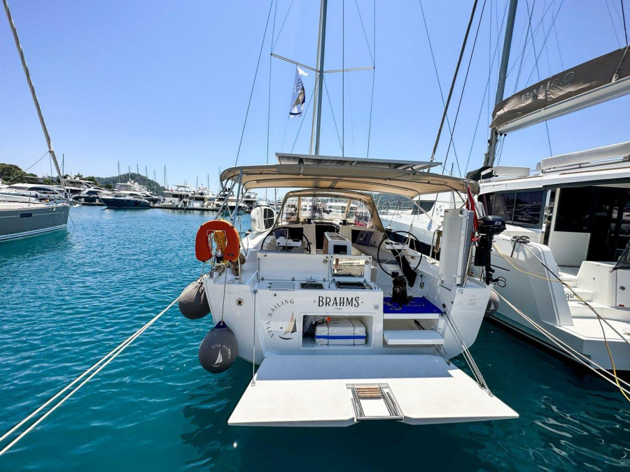 Photo #1 - Dufour 430 (Brahms) in Göcek - 38422