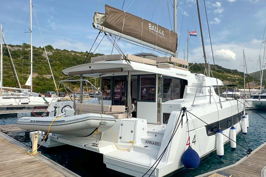 Photo #1 - Bali 4.4 - 4 + 1 cab. (Annabell) in Marina Kremik - 38567