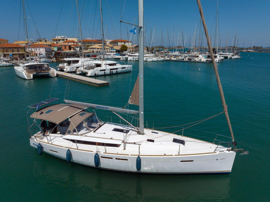 Photo #1 - Sun Odyssey 439 (Kalypso) in Lefkas main port - 38714