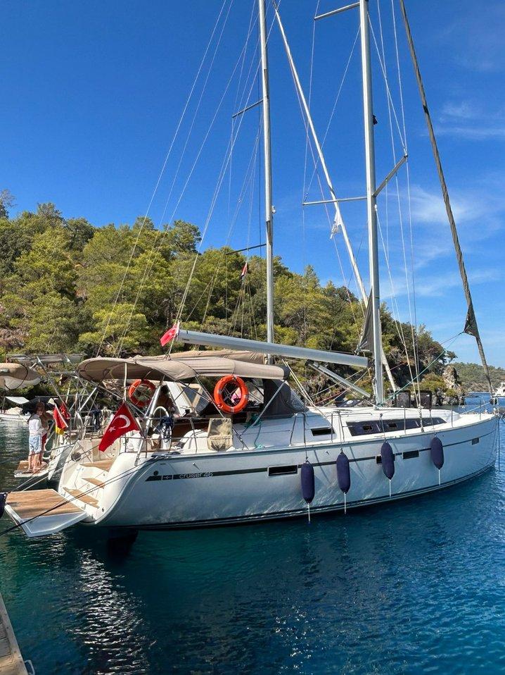 Photo #1 - Bavaria Cruiser 46 - 4 cab. (Simba) en Ece Saray Marina Resort - 38717