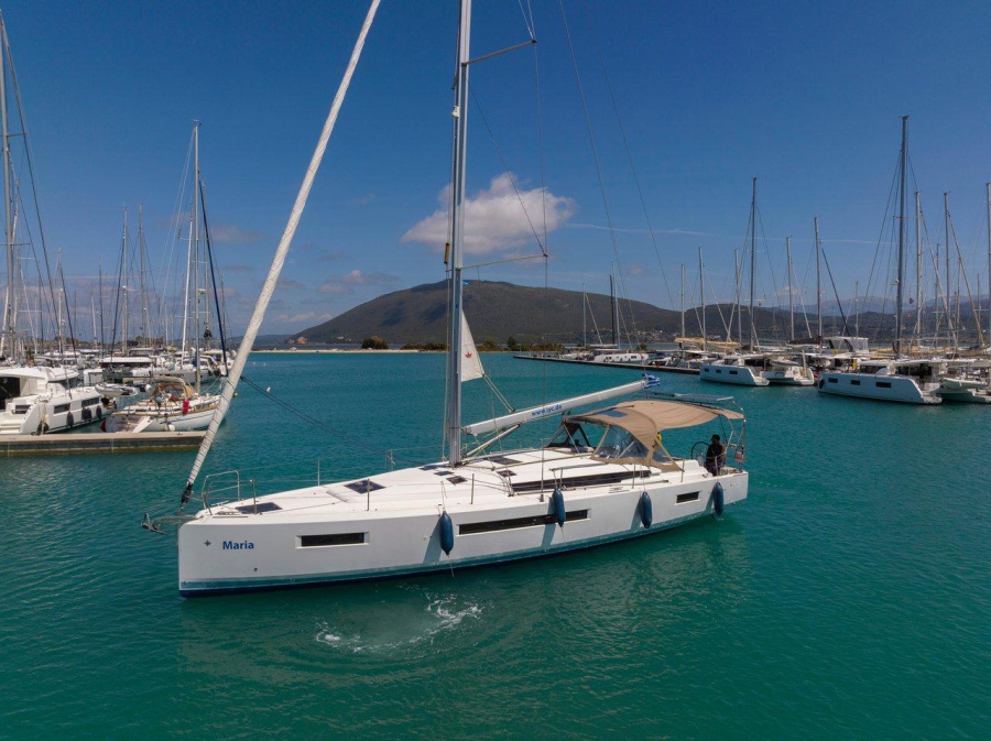 Photo #1 - Sun Odyssey 490 - 5 + 1 cab. (Maria) in Lefkas main port - 38721